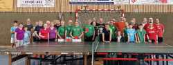 Erstes Riesentischtennis-Turnier des TSV Wietzendorf